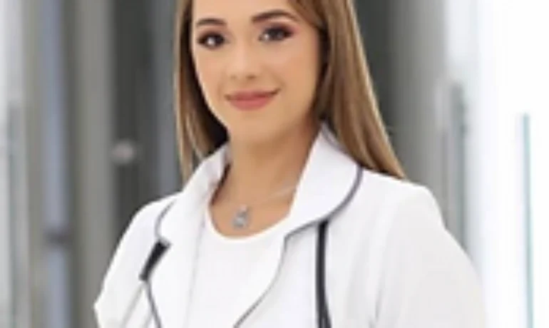 NIKAURIS MINOSKA RAMIREZ DE LA ROSA